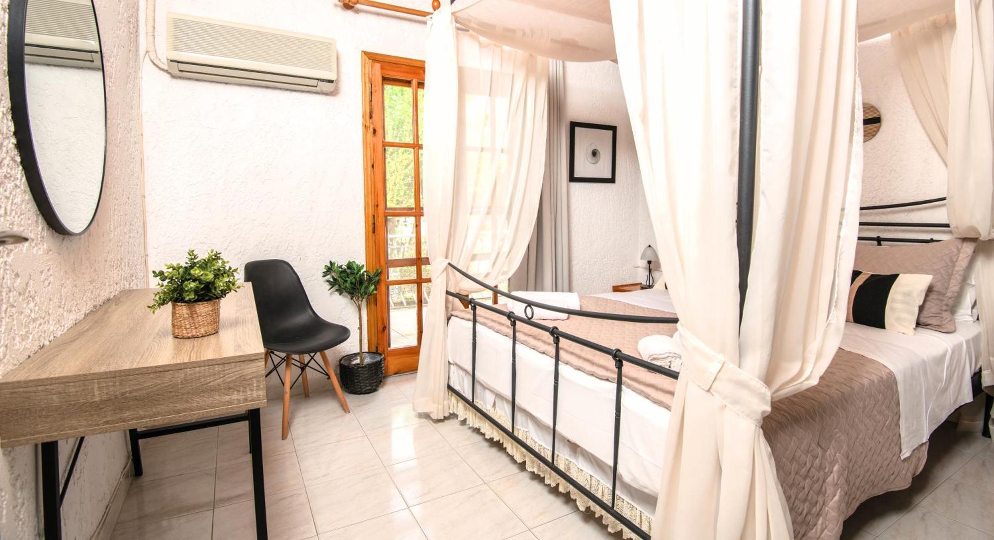 Contessina House